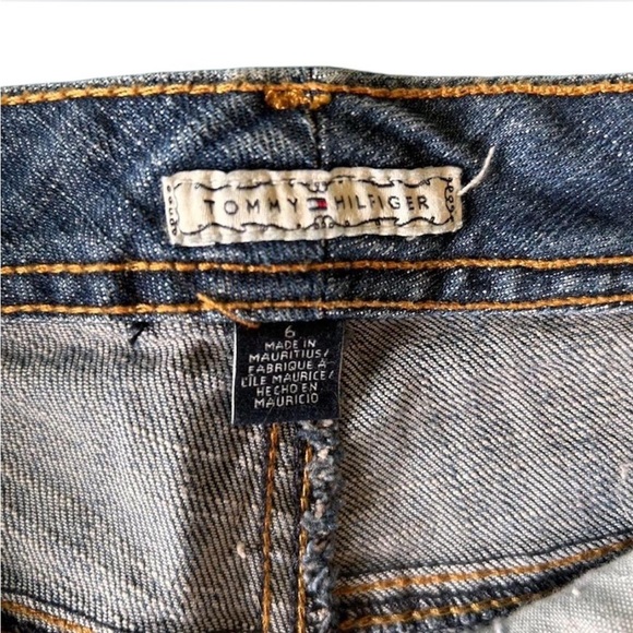 Tommy Hilfiger Bermuda Jean Shorts - Picture 3 of 3